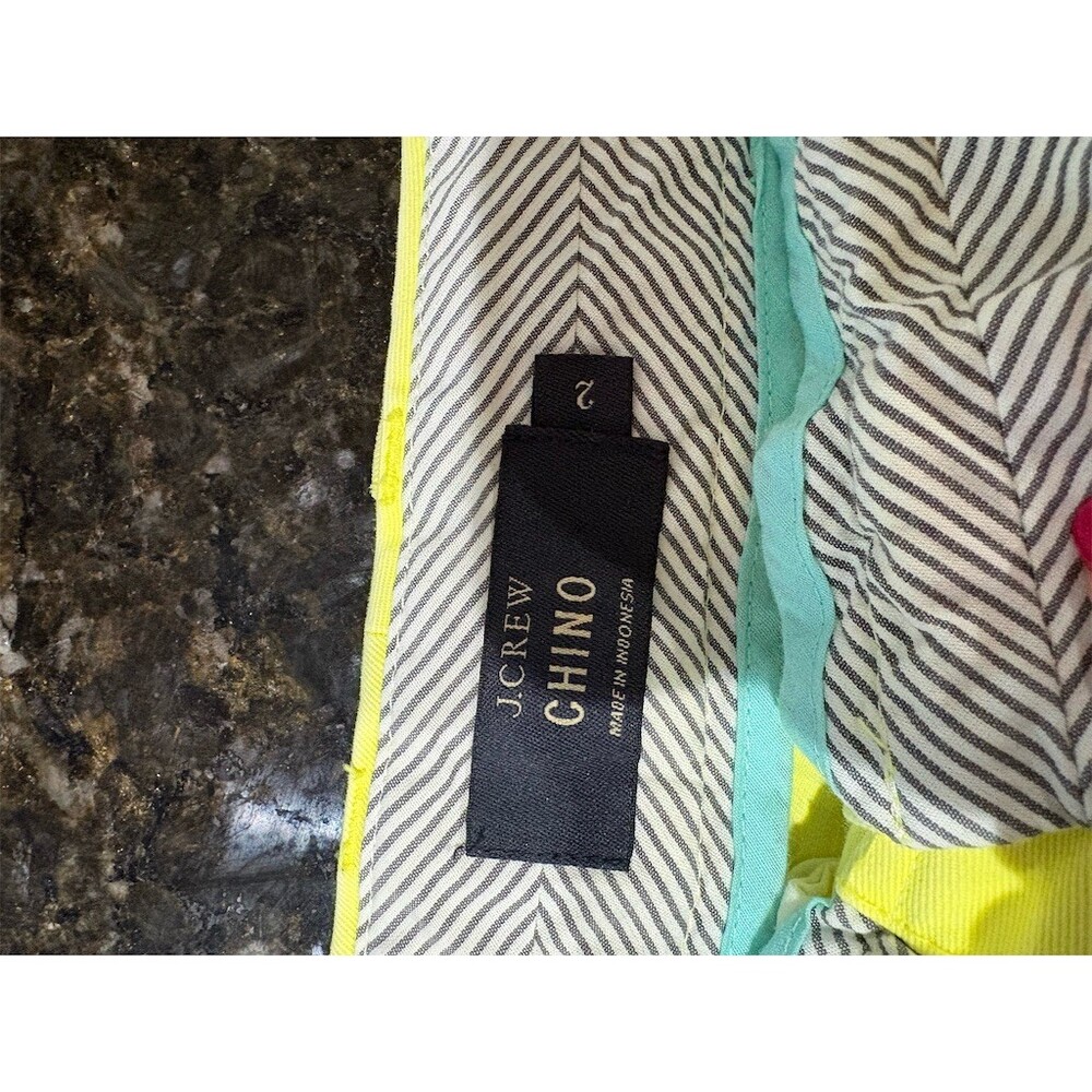 J.Crew Chino Shorts Womens Size 2 Bright Yellow Flat Front Pockets - Picture 7 of 8